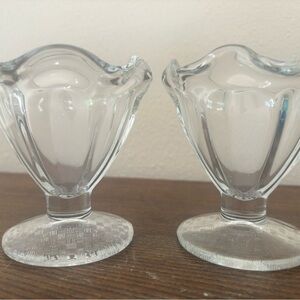Vintage scalloped edge sundae glasses